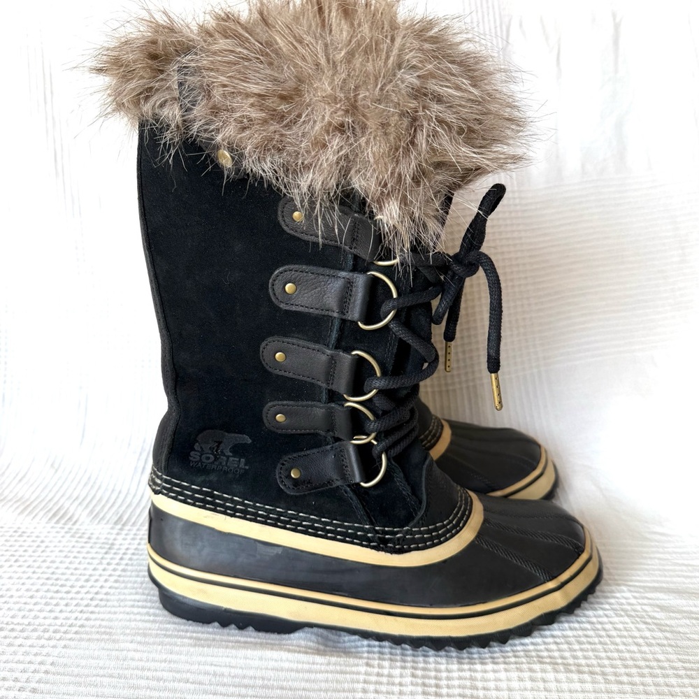 Sorel Black and Cream Rubber Boots Joan of Ark Winter Mid Calf Boots